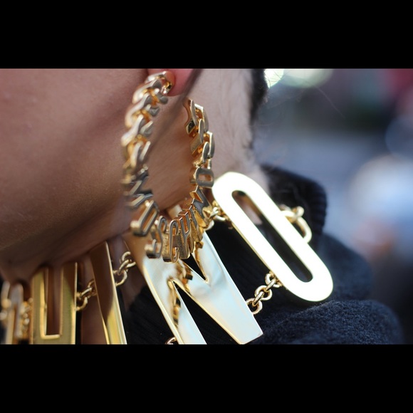 Moschino X H&M Choker Gold Platted - Picture 3 of 4
